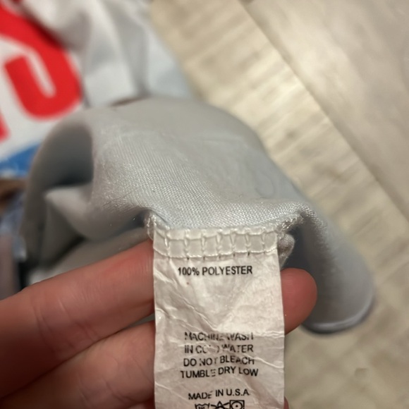 The Beach Boys Graphic Tee - Picture 6 of 7